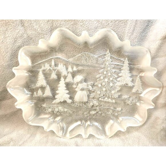 Mikasa Platter Clear Glass Ruffled Edge Serving Plate With Winter Scene Design - Picture 1 of 10